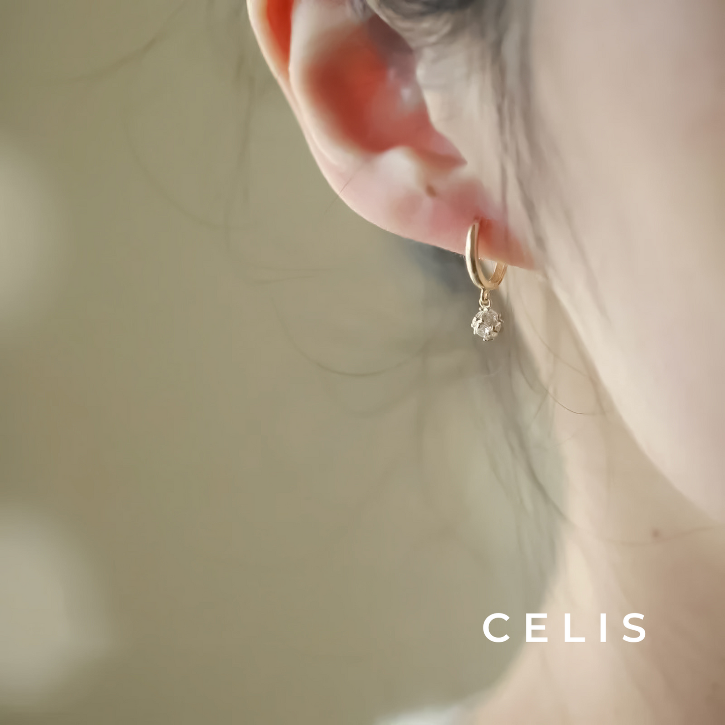 Zirconia Diamond Simple Hoop Earrings