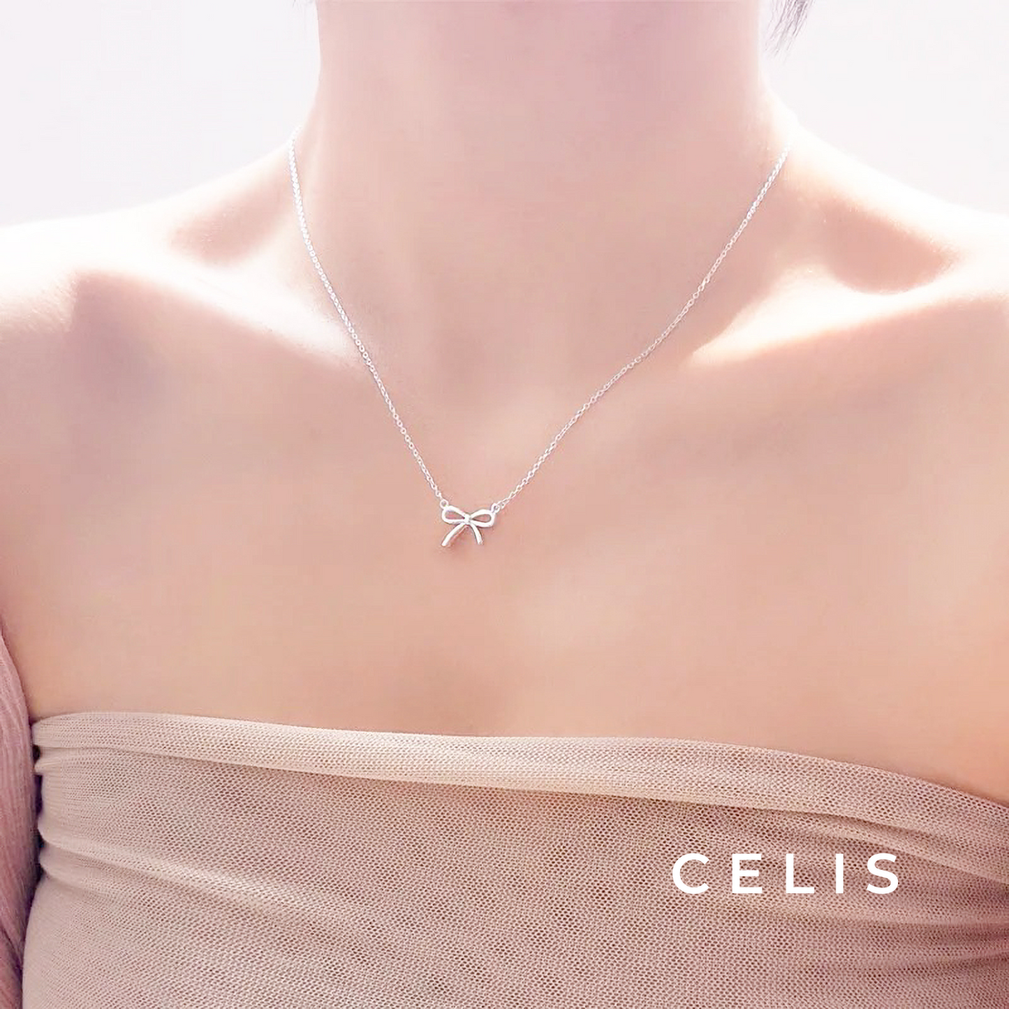 Minimal Ribbon Necklace