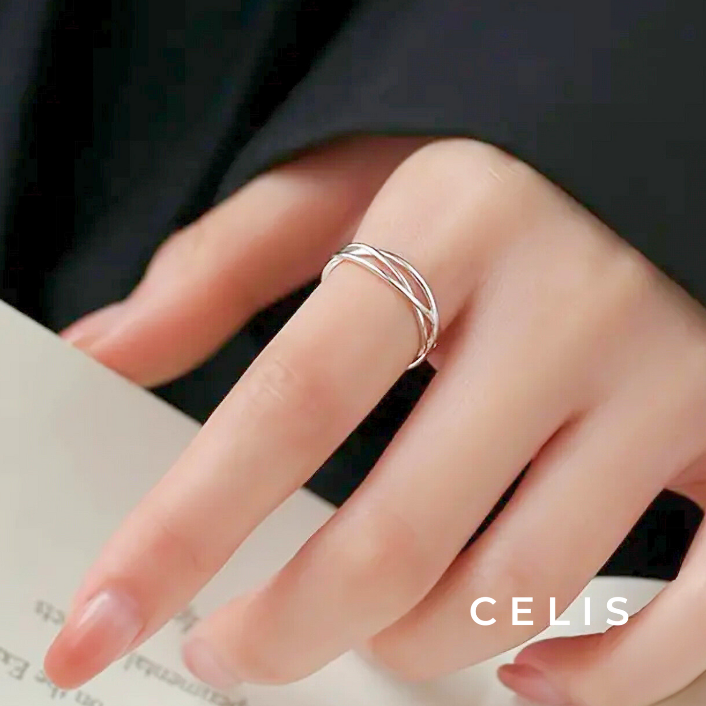 Enlegant Twisted Ring