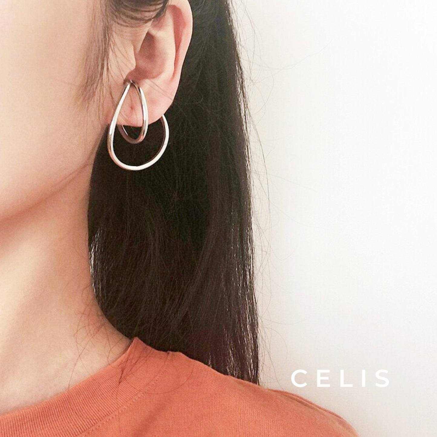 Overcircle Ear Cuff