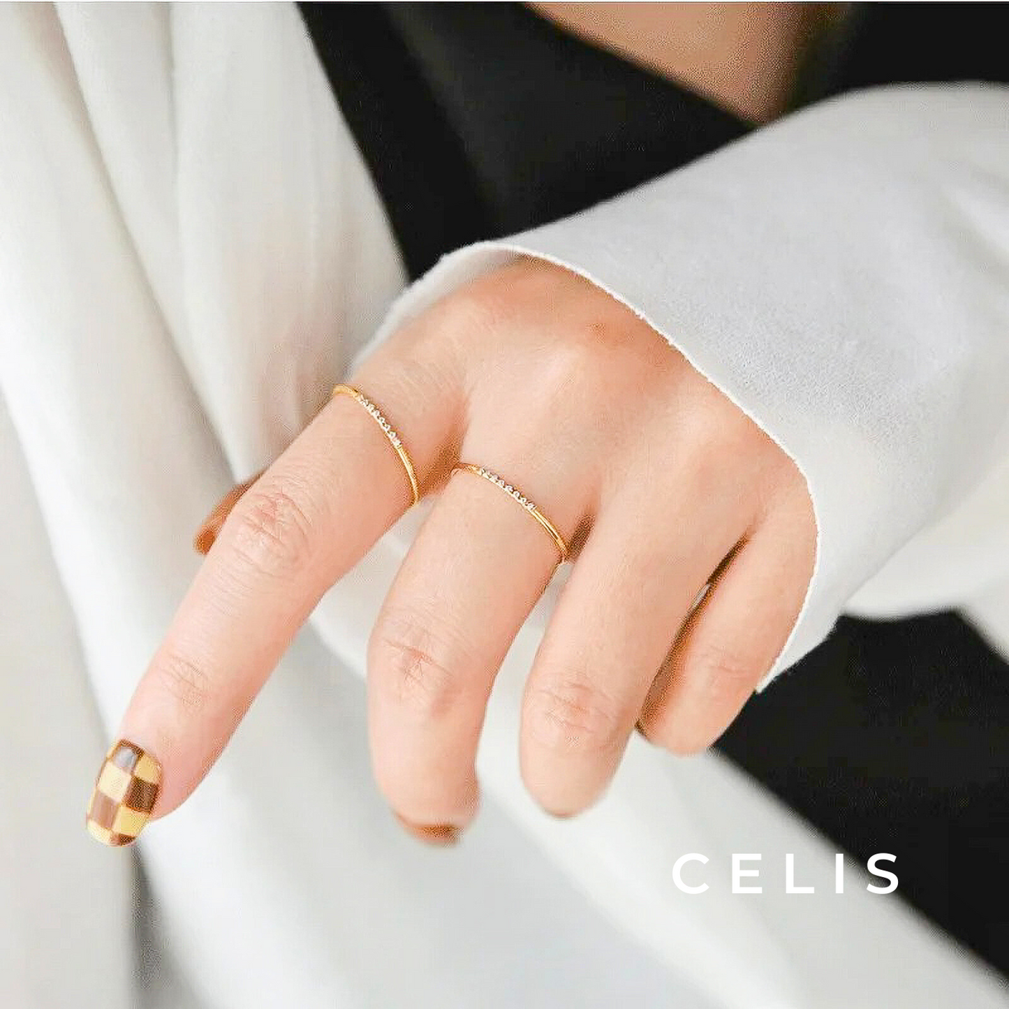 【Limited Item】 Elegant Line Ring