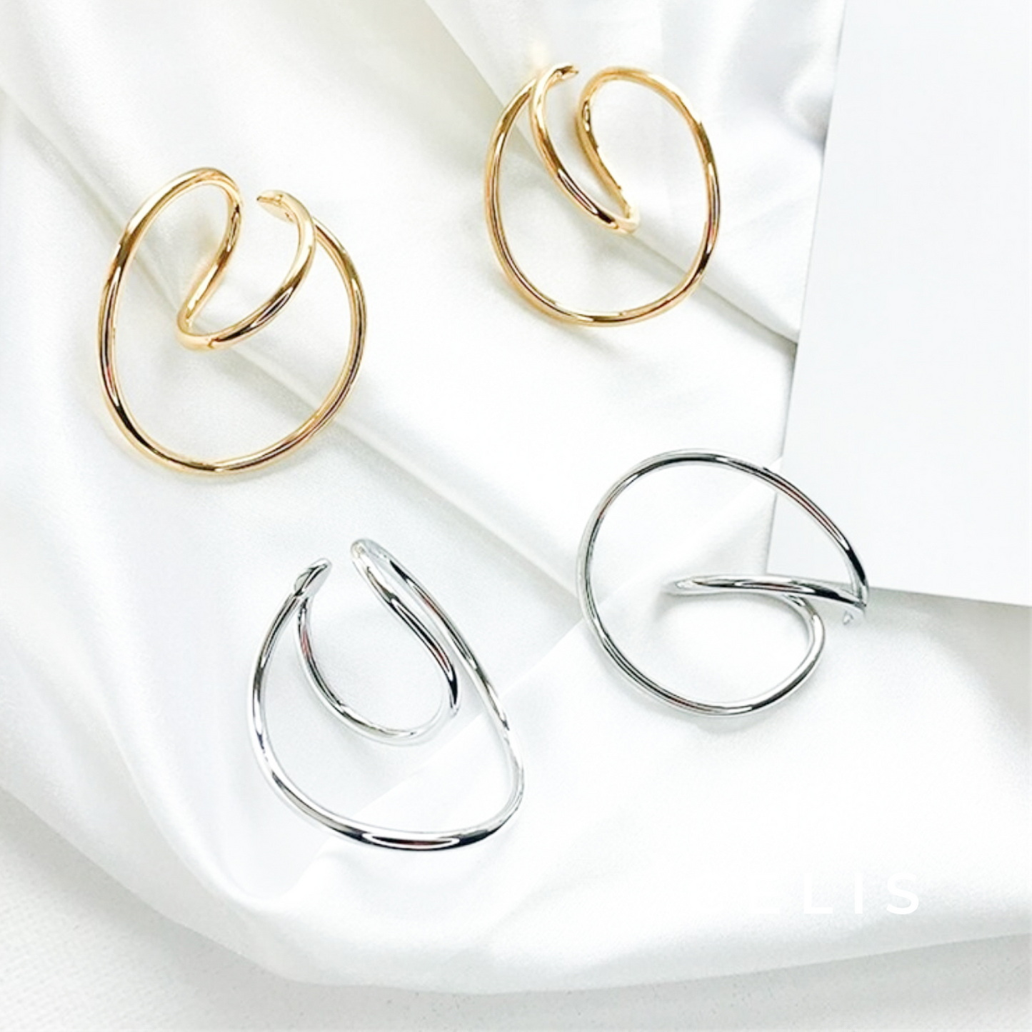 Overcircle Ear Cuff