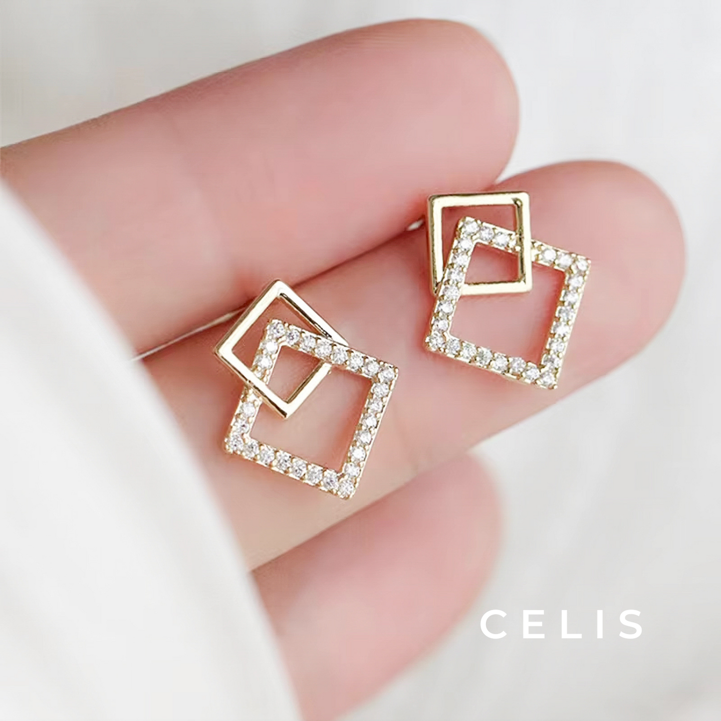 【Limited Item】 Double Square Zirconia Earrings