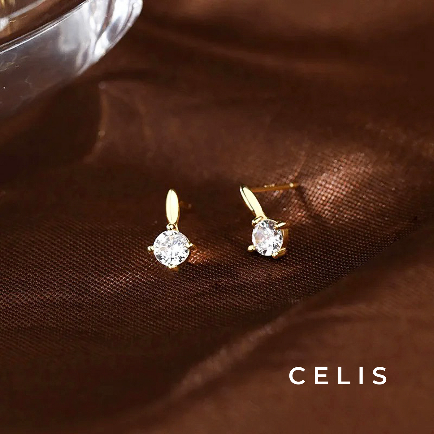 Minimal Zirconia Earrings