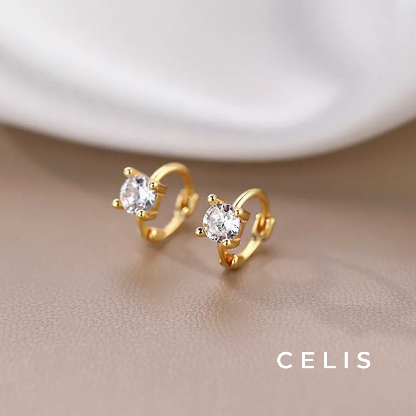 Minimal Brilliant Earrings