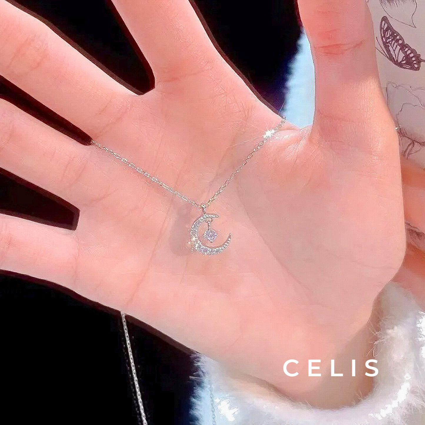 Moon Zirconia Necklace