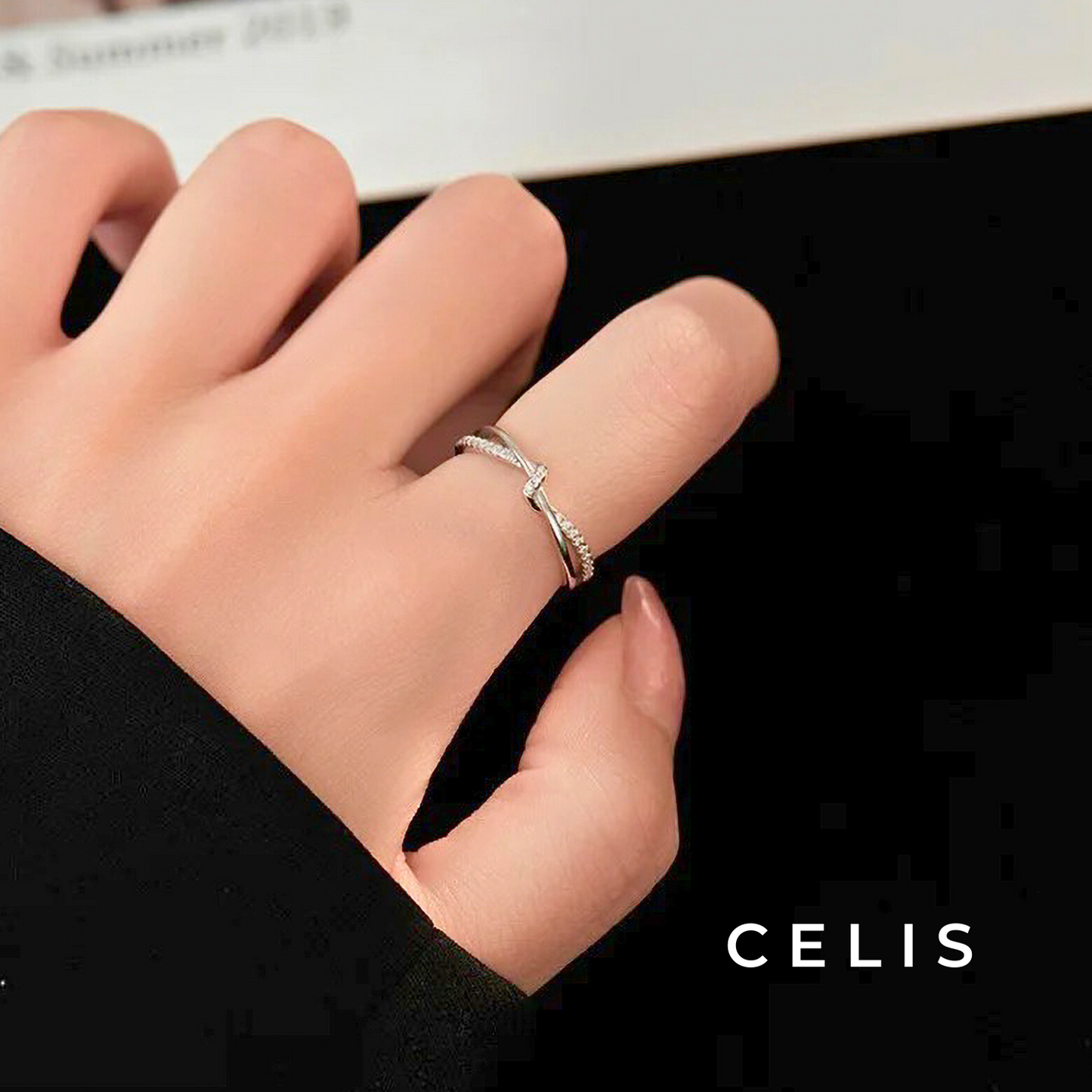 【Limited Item】 Shiny Twisted Ring