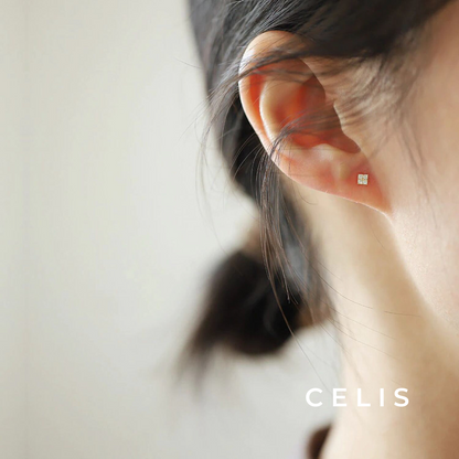 Minimal Zirconia Square Earrings