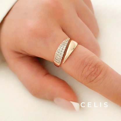 Feminine Zirconia Ring