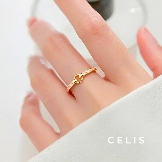 Elegant Link Ring