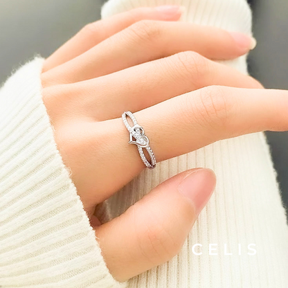 【Limited Item】 Twisted Heart Zirconia Ring