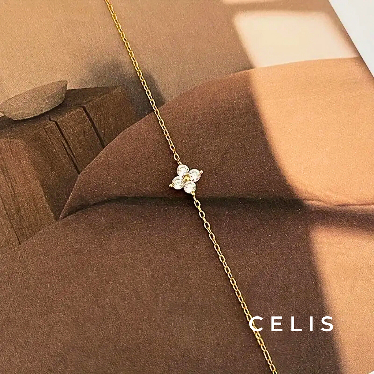 Shiny Flower Bracelet