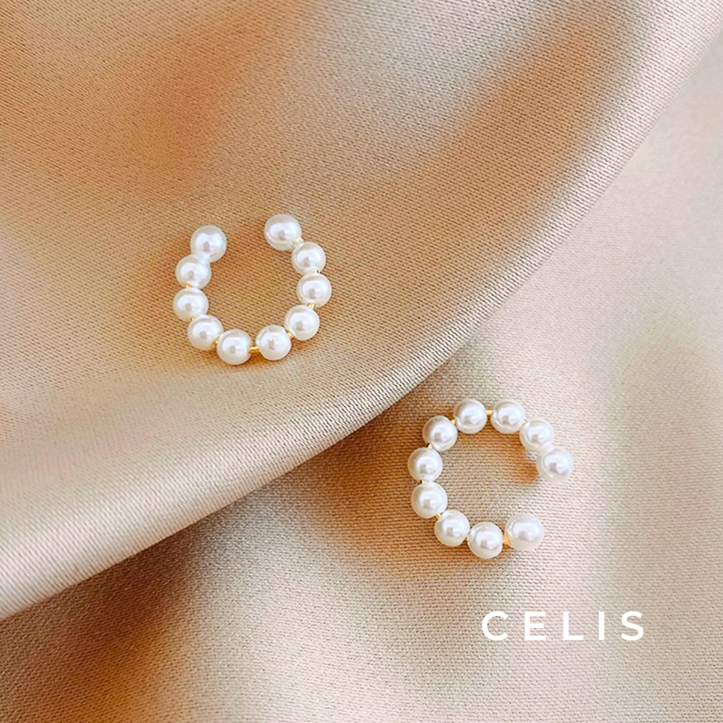 Minimal Pearl Ear Cuff