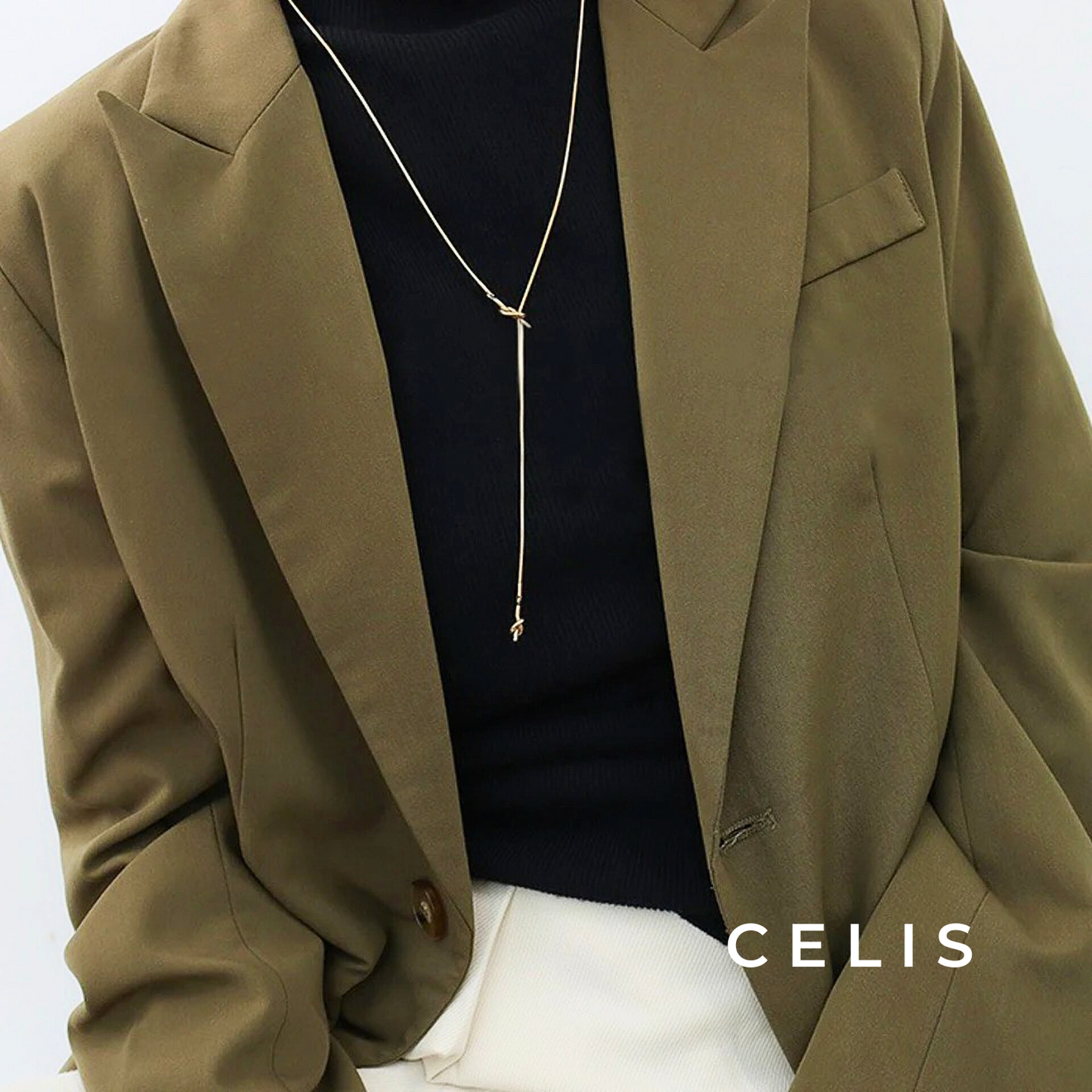 Finesse Loop Necklace