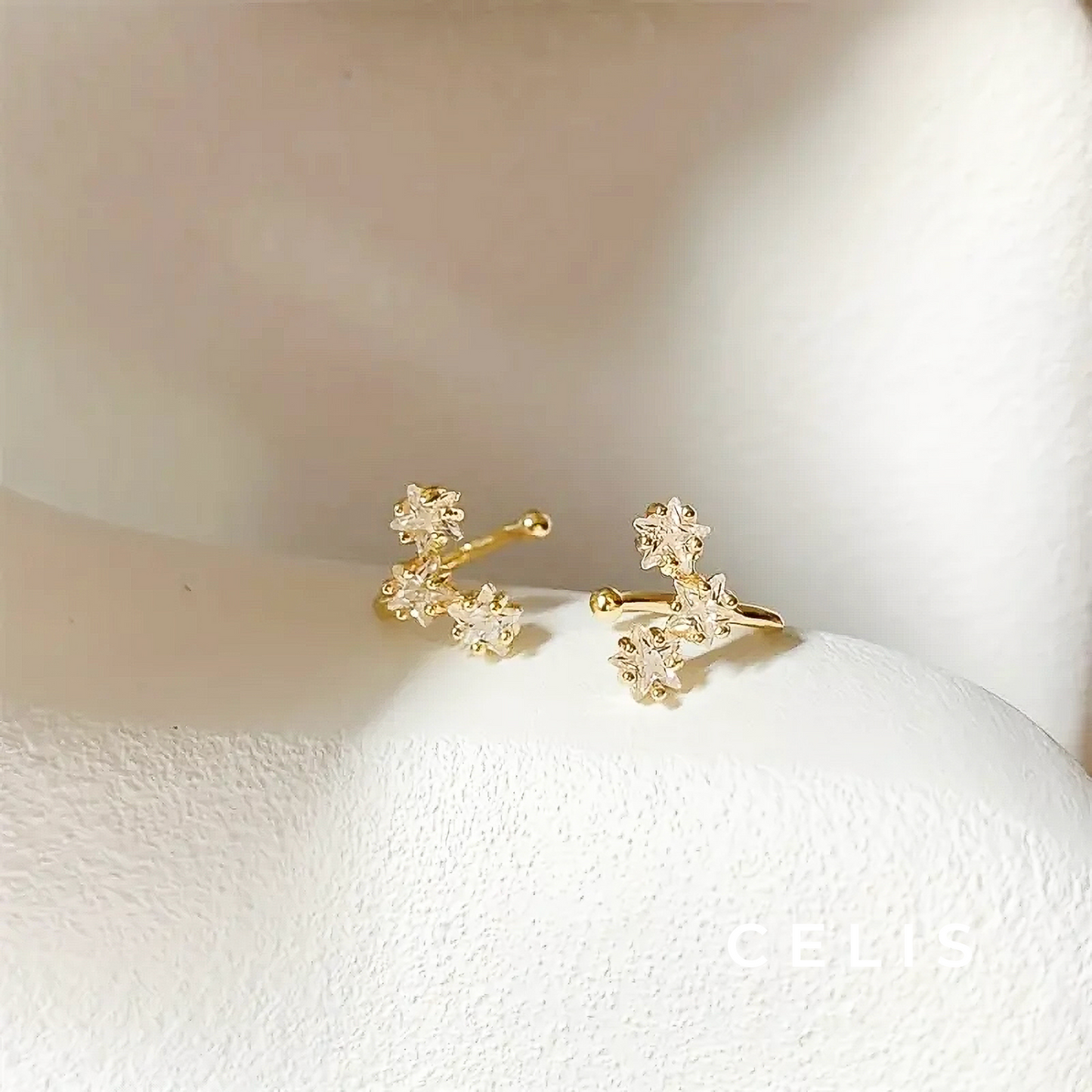 【Limited Item】 Sparkling Star Ear Cuff